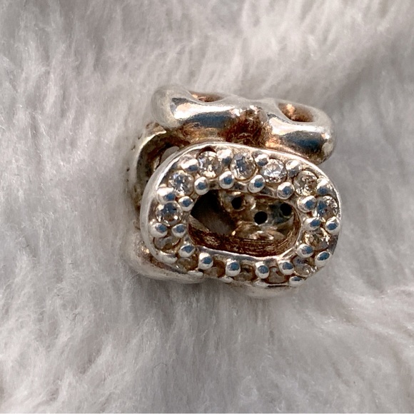 Pandora Circle of Friends Charm - Picture 6 of 7